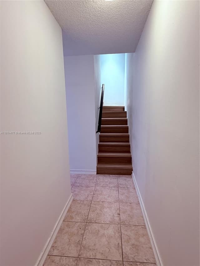 3591 NW 91st Ave, Sunrise FL 33351 - Sunrise, FL - Photo 4