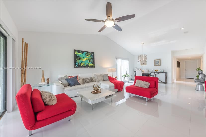 16189 Laurel Dr # 25, Weston FL 33326