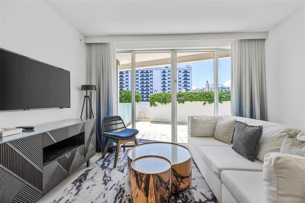 3101 Bayshore Drive # 501, Fort Lauderdale FL 33304