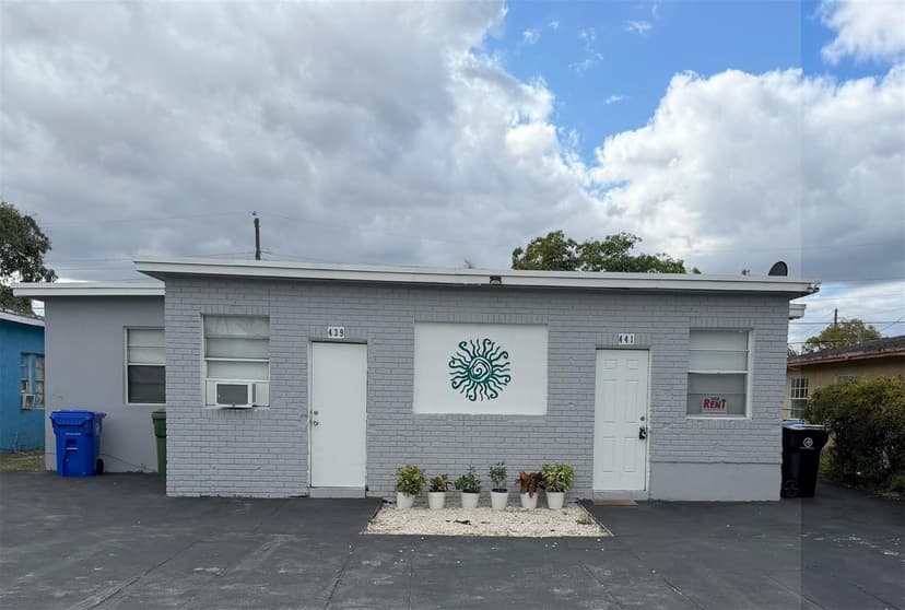 439-441 NW 18th Avenue, Fort Lauderdale FL 33311