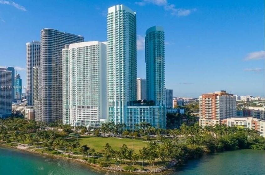 1900 N Bayshore Dr # 3909, Miami FL 33132 - Miami, FL - Photo 1