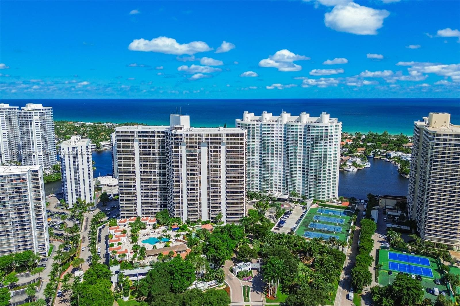 20281 E Country Club Dr # 1412, Aventura FL 33180