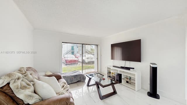 7180 NW 179th St # 105, Hialeah FL 33015 - Hialeah, FL - Photo 2