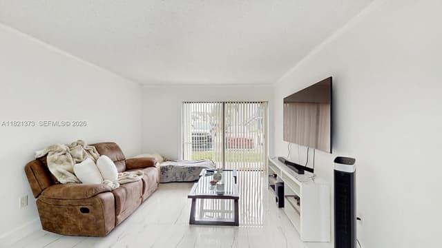 7180 NW 179th St # 105, Hialeah FL 33015 - Hialeah, FL - Photo 3
