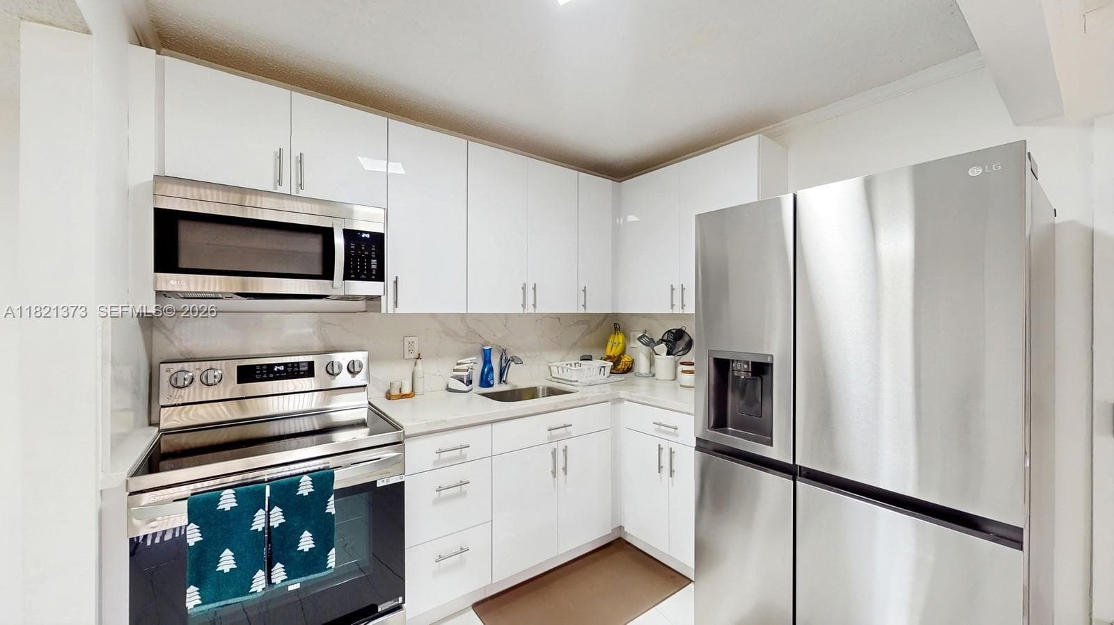 7180 NW 179th St # 105, Hialeah FL 33015