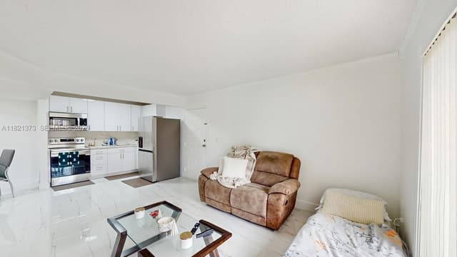 7180 NW 179th St # 105, Hialeah FL 33015 - Hialeah, FL - Photo 4
