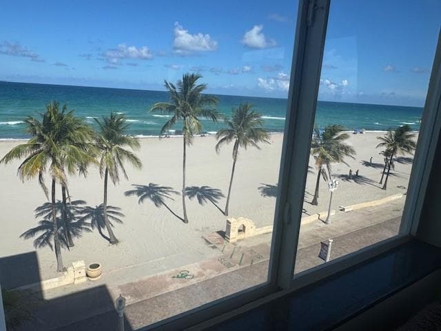300 Oregon Street # 401, Hollywood FL 33019 - Hollywood, FL - Photo 3