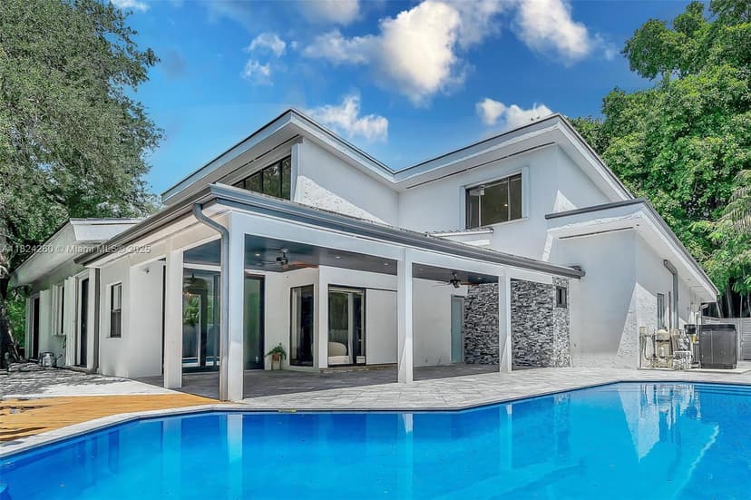 5811 SW 33 Ter, Hollywood FL 33312