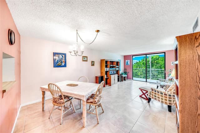 2860 Somerset Drive # 404K, Lauderdale Lakes FL 33311 - Lauderdale Lakes, FL - Photo 5
