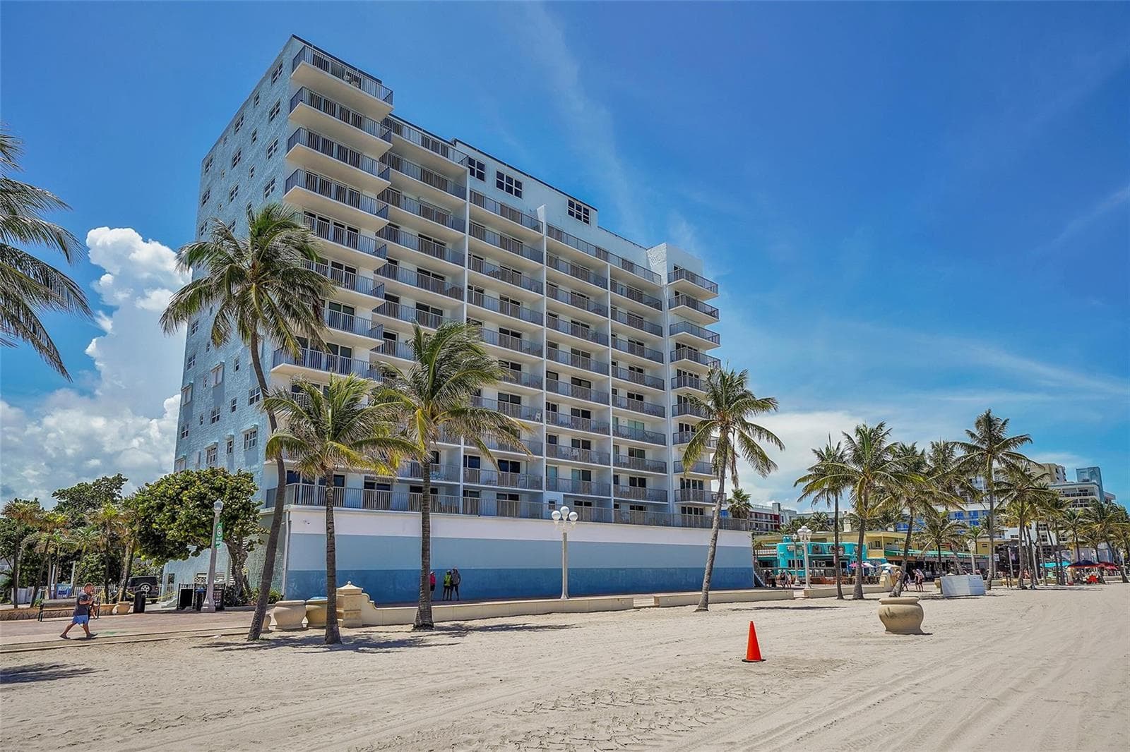 400 N Surf Road # 703, Hollywood FL 33019 - Hollywood, FL - Photo 1