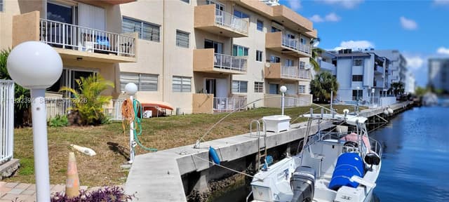 3522 NE 171st St # 104, North Miami Beach FL 33160 - North Miami Beach, FL - Photo 2
