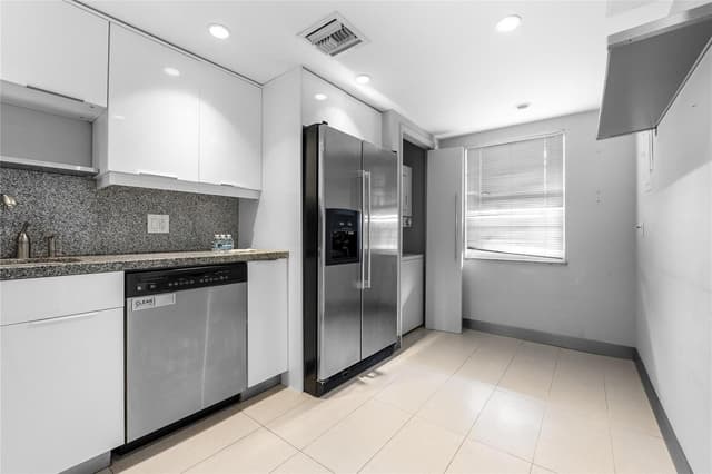 535 Oaks Drive # 508, Pompano Beach FL 33069 - Pompano Beach, FL - Photo 4