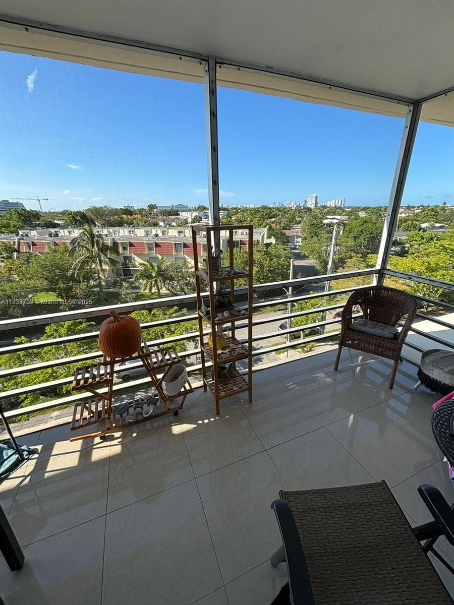 1750 NE 115th St # 608, Miami FL 33181 - Miami, FL - Photo 1