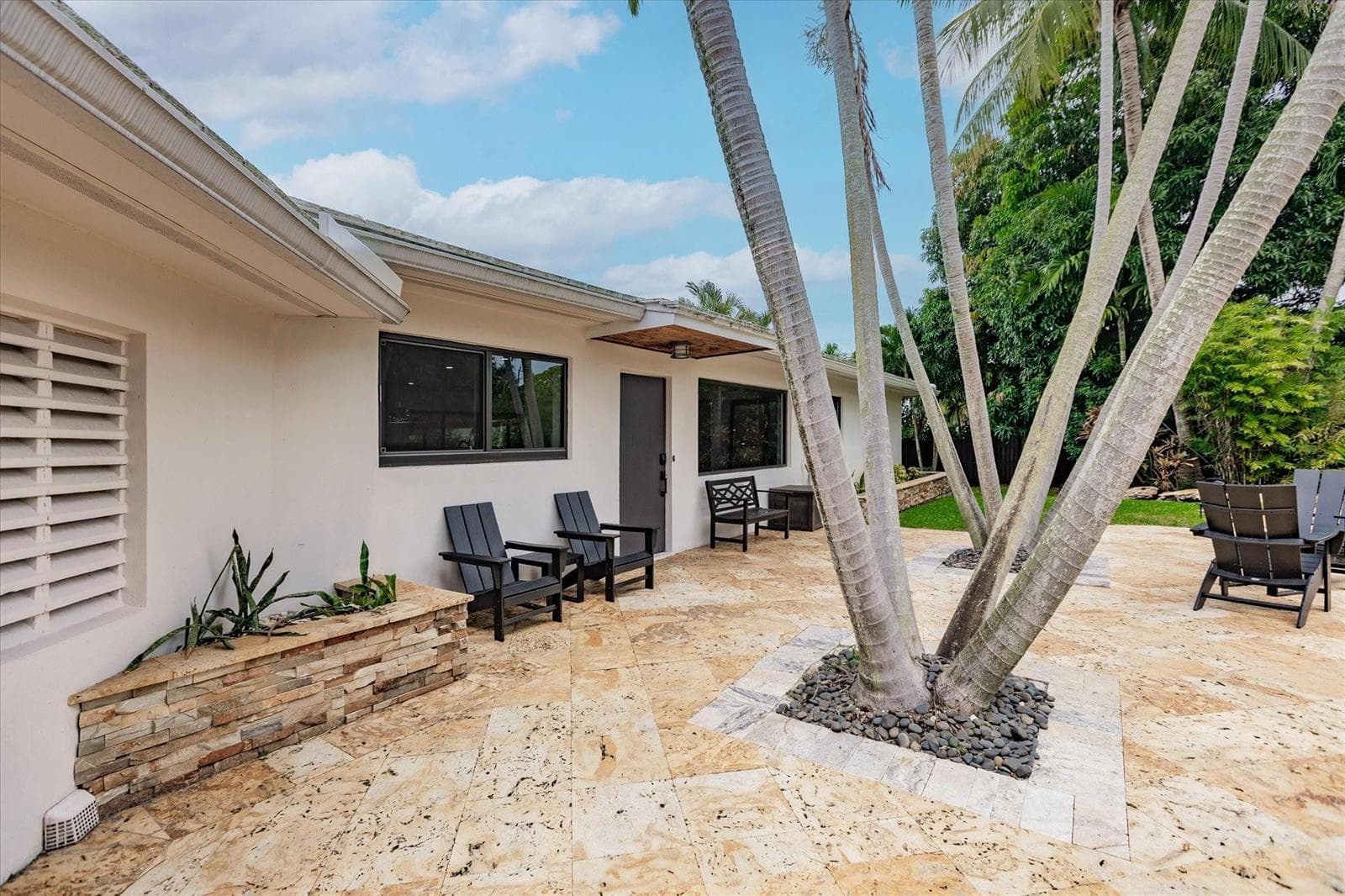 1900 Bayview Drive, Fort Lauderdale FL 33305