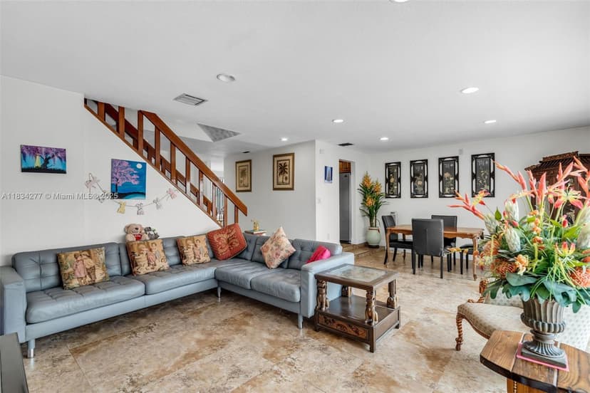 8256 NW 9th Ct # 2, Plantation FL 33324