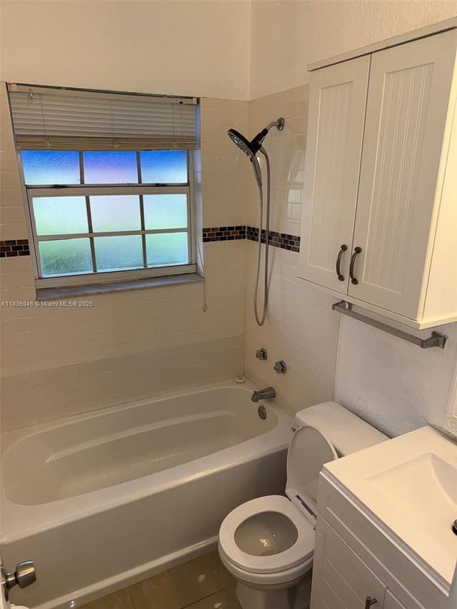 5201 SW 31st Ave # 112, Dania Beach FL 33312 - Dania Beach, FL - Photo 2