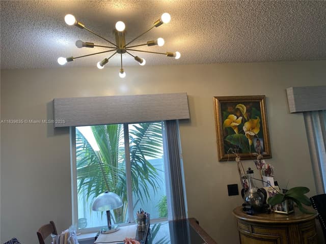 6006 Plum Pl, Tamarac FL 33321 - Tamarac, FL - Photo 7