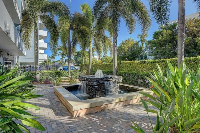 1045 10th St # 907, Miami Beach FL 33139 - Miami Beach, FL - Photo 4
