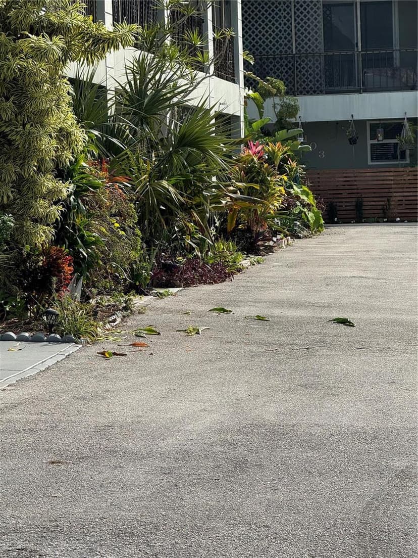 2452 Taylor Street # 204, Hollywood FL 33020