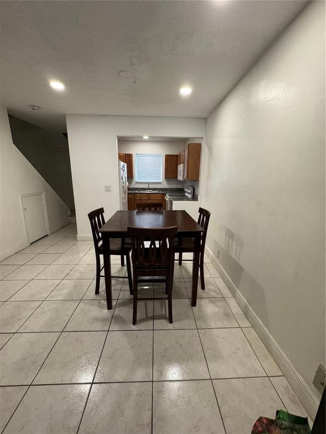 2452 Taylor Street # 204, Hollywood FL 33020 - Hollywood, FL - Photo 5