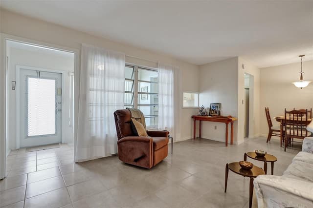 1300 N 12th Court # 4b, Hollywood FL 33019 - Hollywood, FL - Photo 7