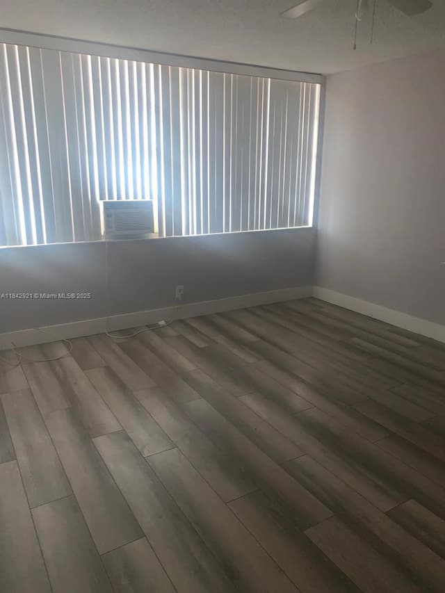 2025 NE 164th St # 606, North Miami Beach FL 33162 - North Miami Beach, FL - Photo 7