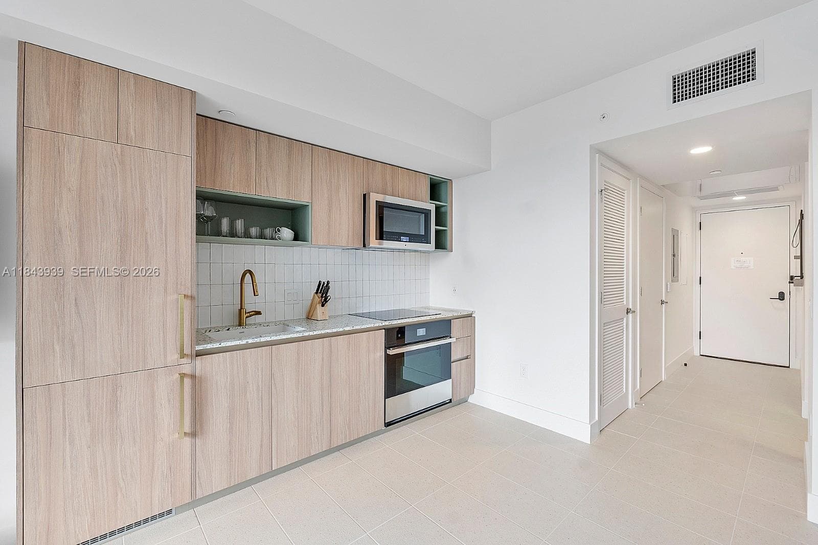 159 NE 6th St # 2903, Miami FL 33132