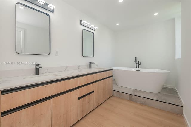 1975 Calais Dr # 1, Miami Beach FL 33141 - Miami Beach, FL - Photo 7