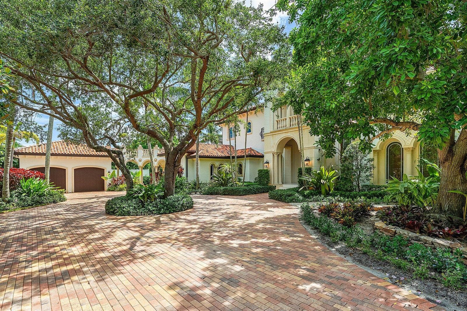 2002 NW 4th Avenue, Delray Beach FL 33444