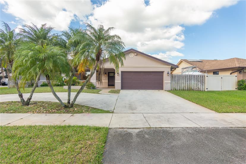 11945 SW 54th St, Cooper City FL 33330