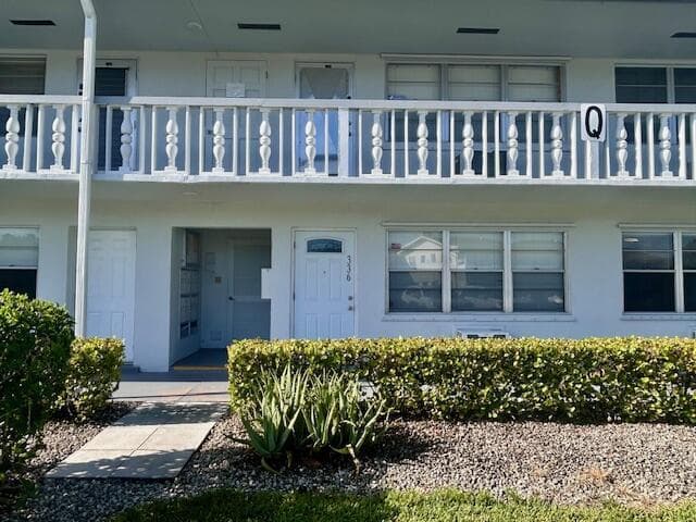 336 Northampton Q, West Palm Beach FL 33417 - West Palm Beach, FL - Photo 2