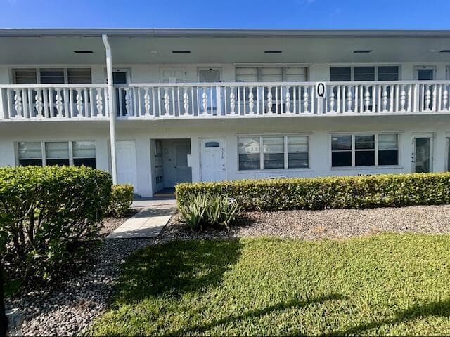 336 Northampton Q, West Palm Beach FL 33417