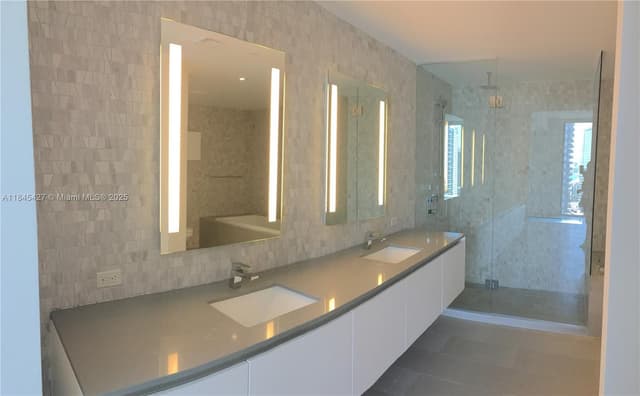 88 SW 7th St # 2305, Miami FL 33130 - Miami, FL - Photo 2