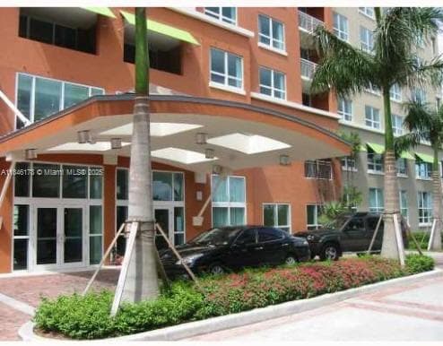 2000 N Bayshore Dr # 122, Miami FL 33137