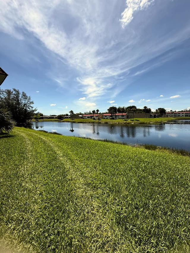 218 Lake Frances Drive, West Palm Beach FL 33411 - West Palm Beach, FL - Photo 3