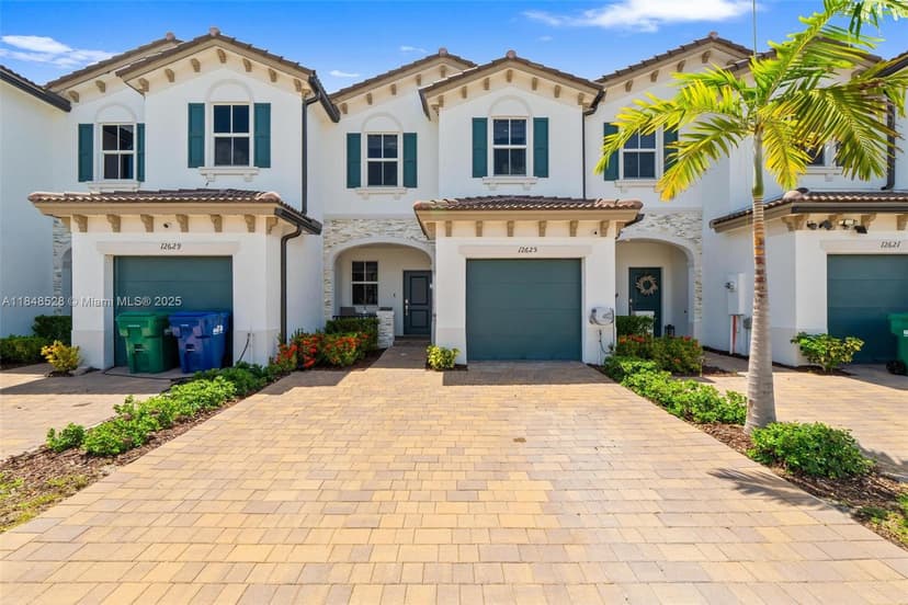 12625 NW 23rd Pl, Miami FL 33167