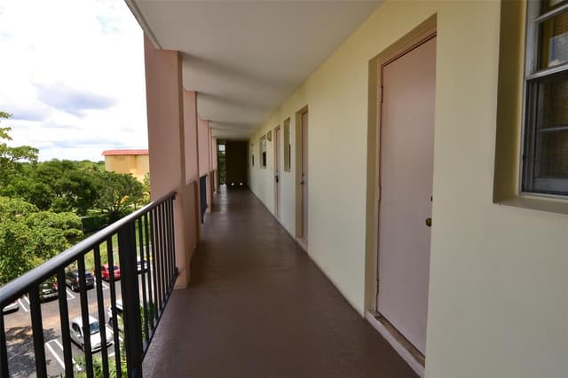 3575 Broken Woods Drive # 502, Coral Springs FL 33065 - Coral Springs, FL - Photo 5