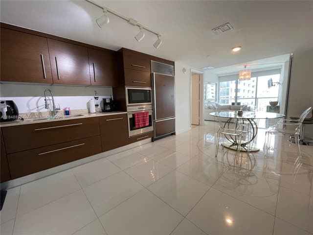 485 Brickell Ave # 3711, Miami FL 33131 - Miami, FL - Photo 2