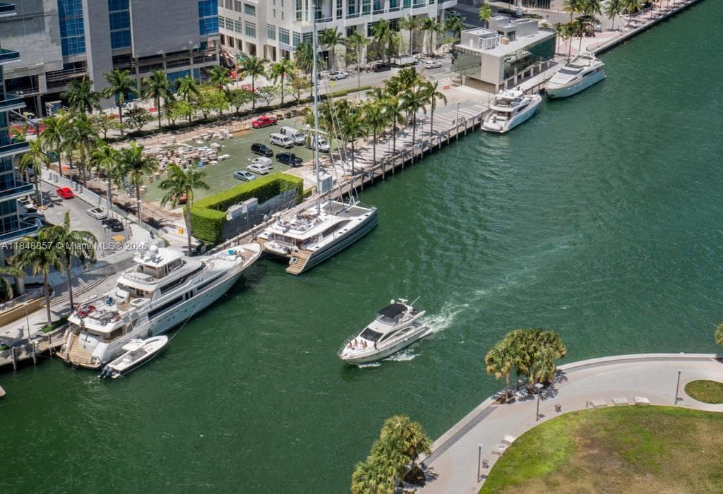 485 Brickell Ave # 3711, Miami FL 33131 - Miami, FL - Photo 1