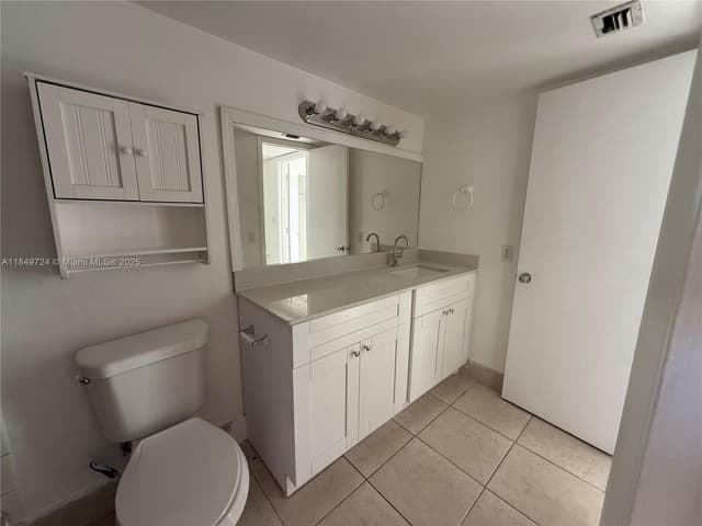 10900 SW 104th St # 323, Miami FL 33176 - Miami, FL - Photo 7