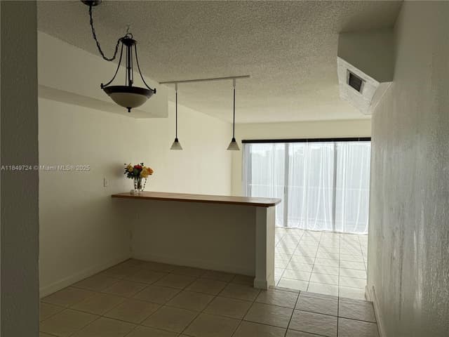 10900 SW 104th St # 323, Miami FL 33176 - Miami, FL - Photo 5