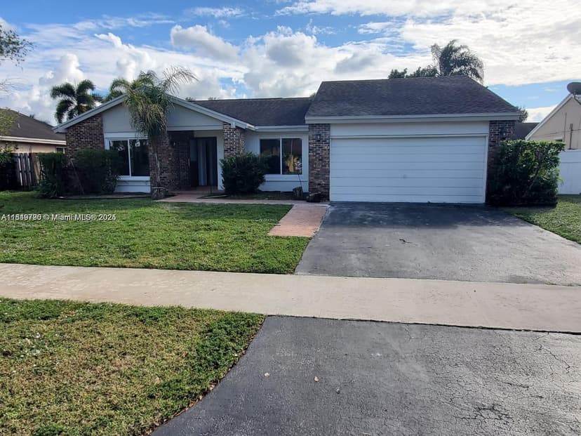 11742 SW 52nd St, Cooper City FL 33330