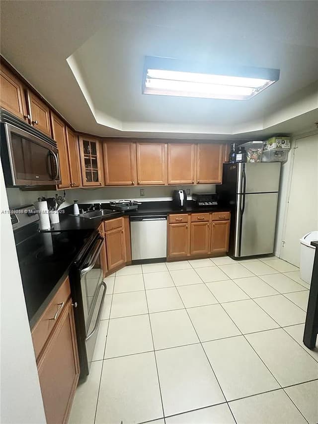 2750 NE 183rd St # 1404, Aventura FL 33160 - Aventura, FL - Photo 2