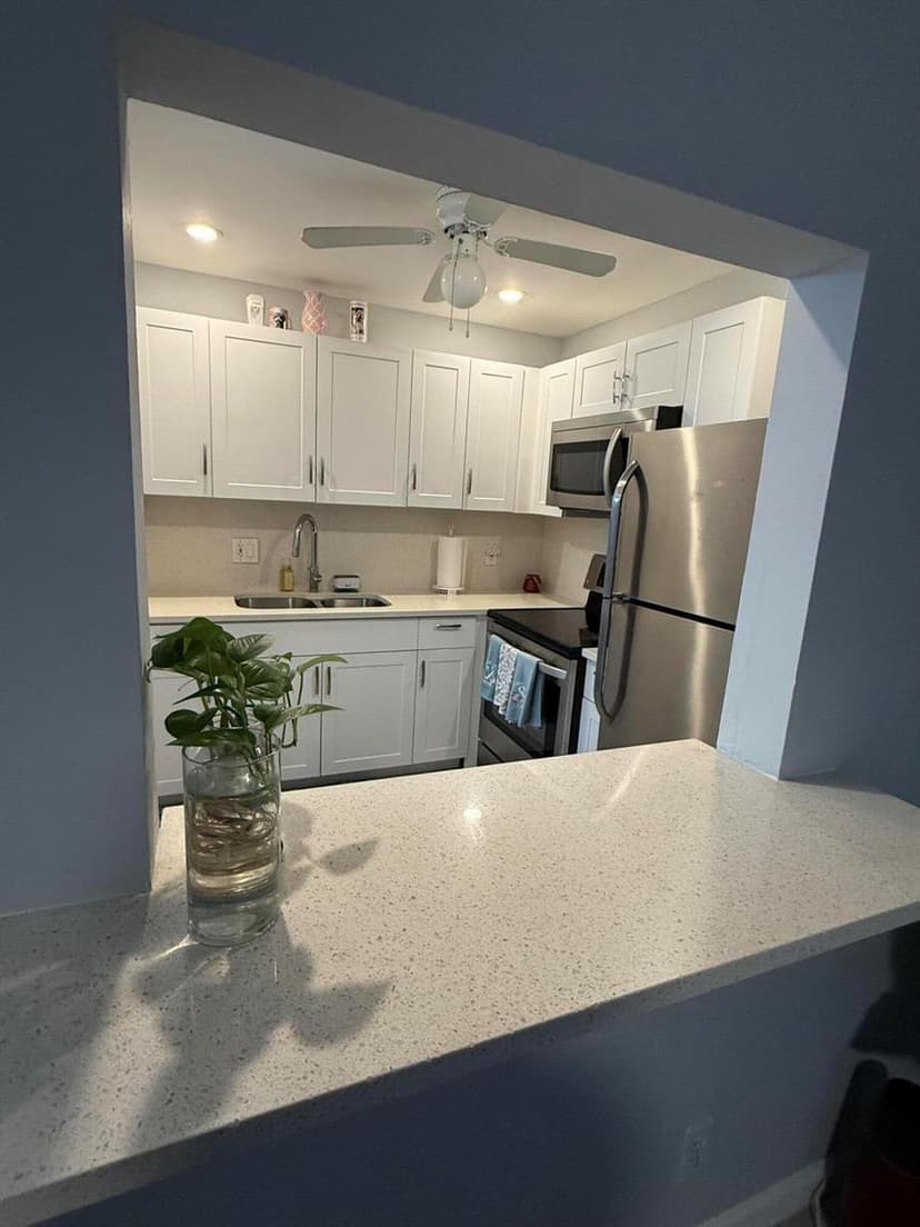 200 Village Green Circle E # K218, Palm Springs FL 33461