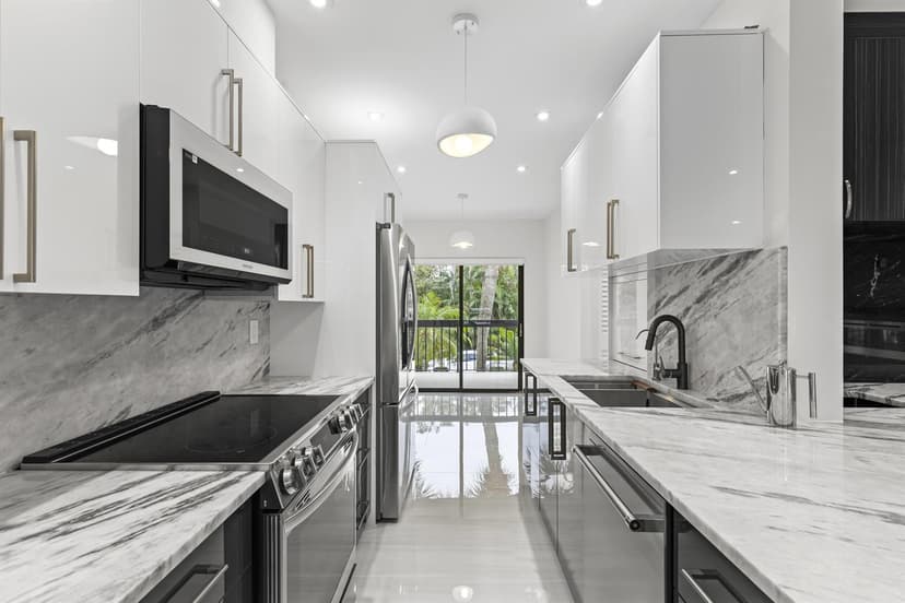 11311 Pond View C203 Drive # C203, Wellington FL 33414