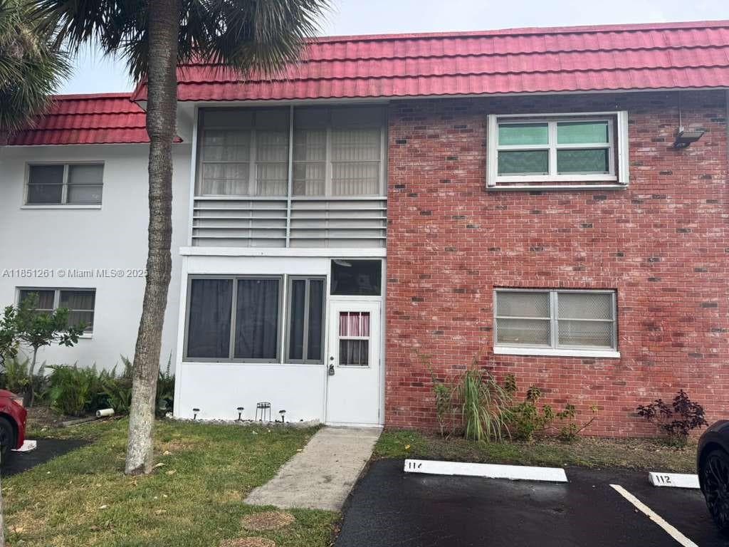 2251 NW 48th Ter # 114, Lauderhill FL 33313 - Lauderhill, FL - Photo 1