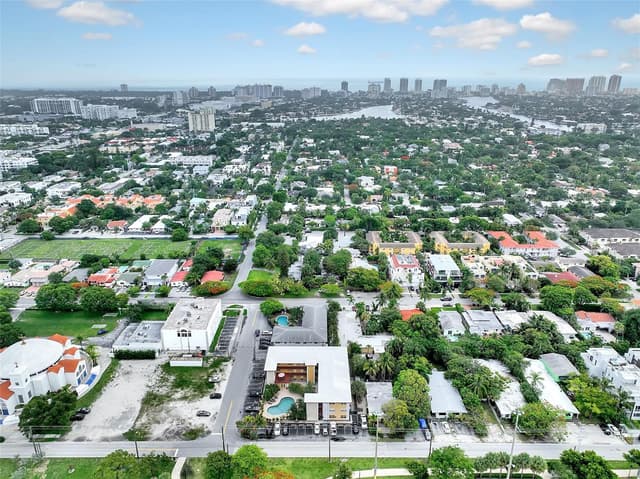 744 NE 14th Avenue # 4, Fort Lauderdale FL 33304 - Fort Lauderdale, FL - Photo 3