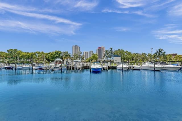 200 Diplomat Pkwy # 423, Hallandale Beach FL 33009 - Hallandale Beach, FL - Photo 7