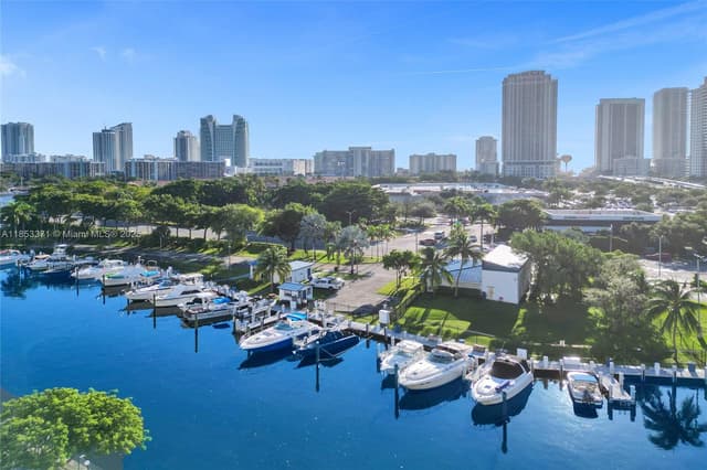200 Diplomat Pkwy # 423, Hallandale Beach FL 33009 - Hallandale Beach, FL - Photo 4