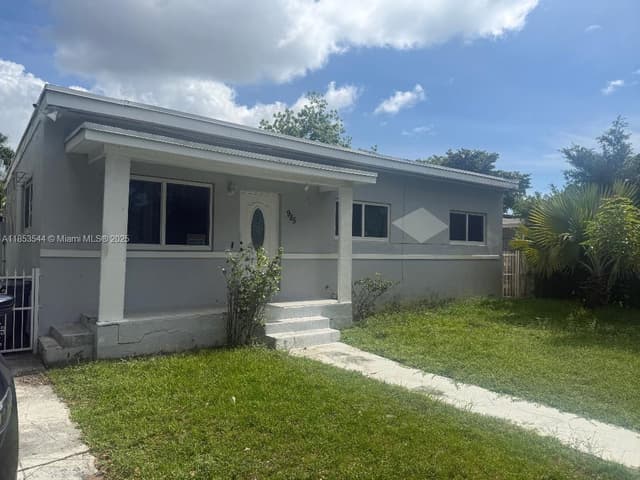 985 NE 146th St, North Miami FL 33161 - North Miami, FL - Photo 2